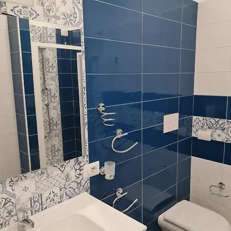 Rayl Bed and breakfast 3*